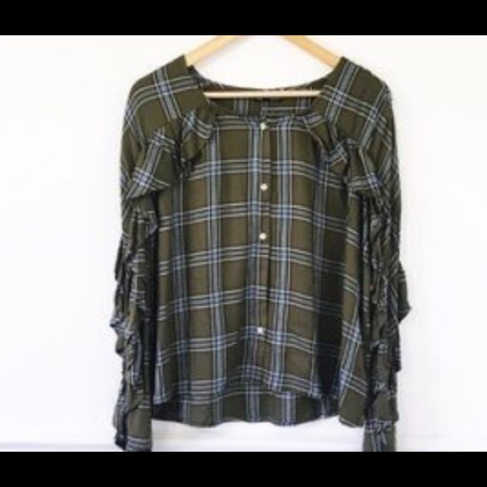 New Tinsel Town Tops
